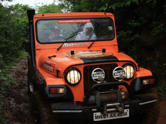 mahindra-thar-front-close-560x420_560x420.jpg