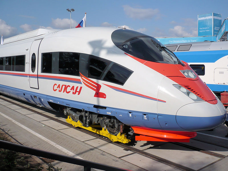 800px-Velaro_RUS_Innotrans_2008.JPG