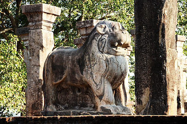 Lion-Polonnaruwa.jpg