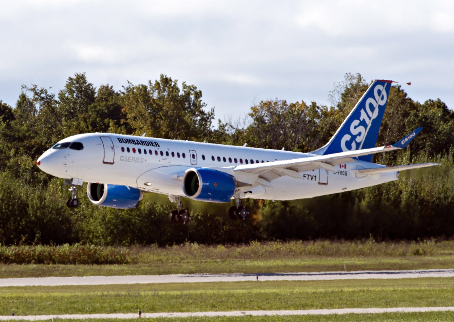 o-BOMBARDIER-CS100-facebook.jpg