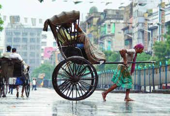 2012-10-06-05-20-52kolkatta-rickshaw.jpg