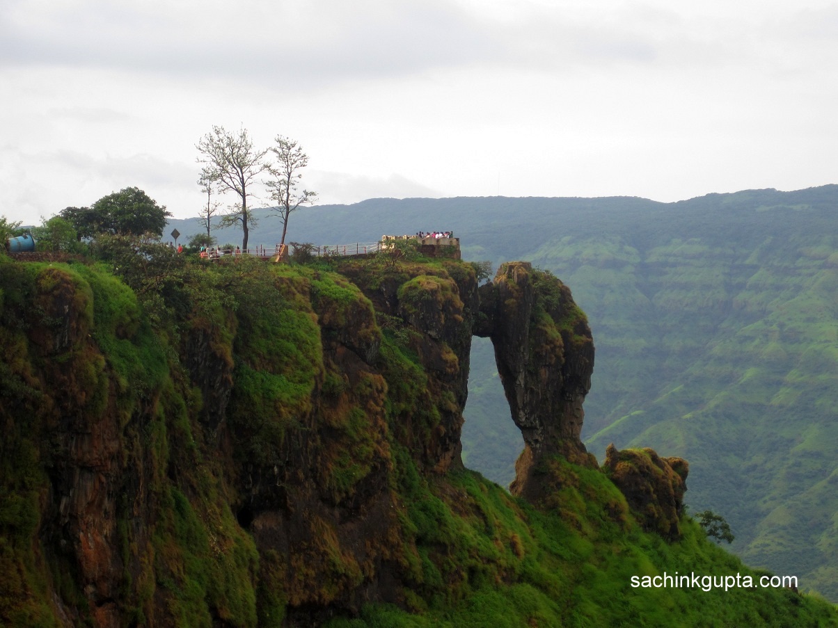 Mahabaleshwar+(9)+Needle+Hole+Point.jpg