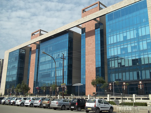 IT_Park,_Noida,_Uttar_Pradesh_(2011-06-18).jpg