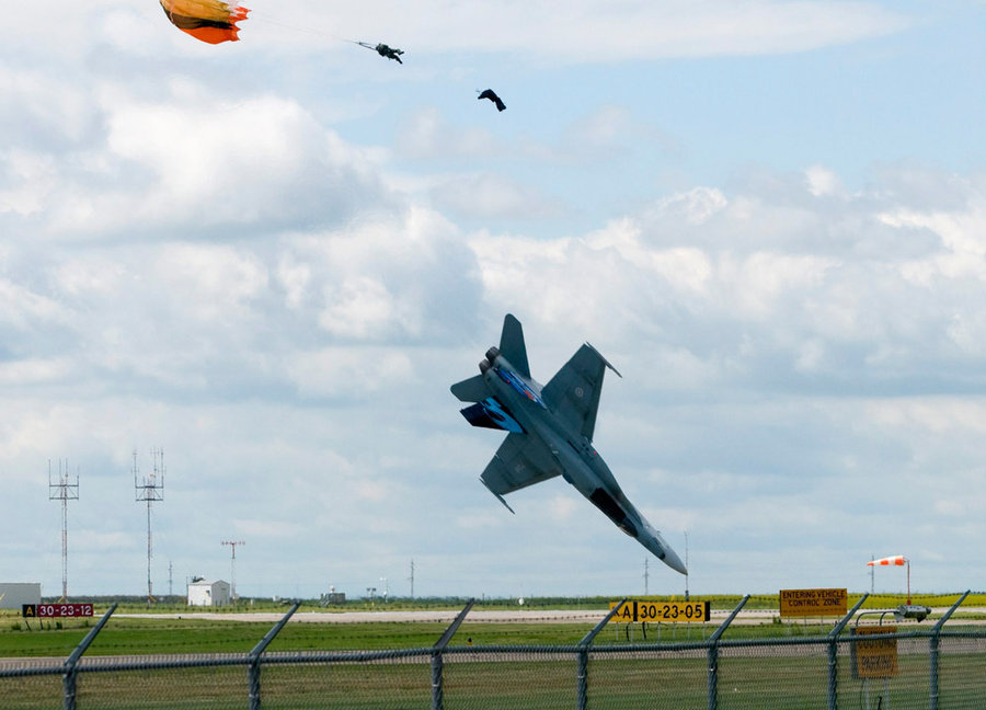 f18Crash1.png