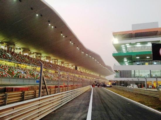 buddh-international-circuit.jpg