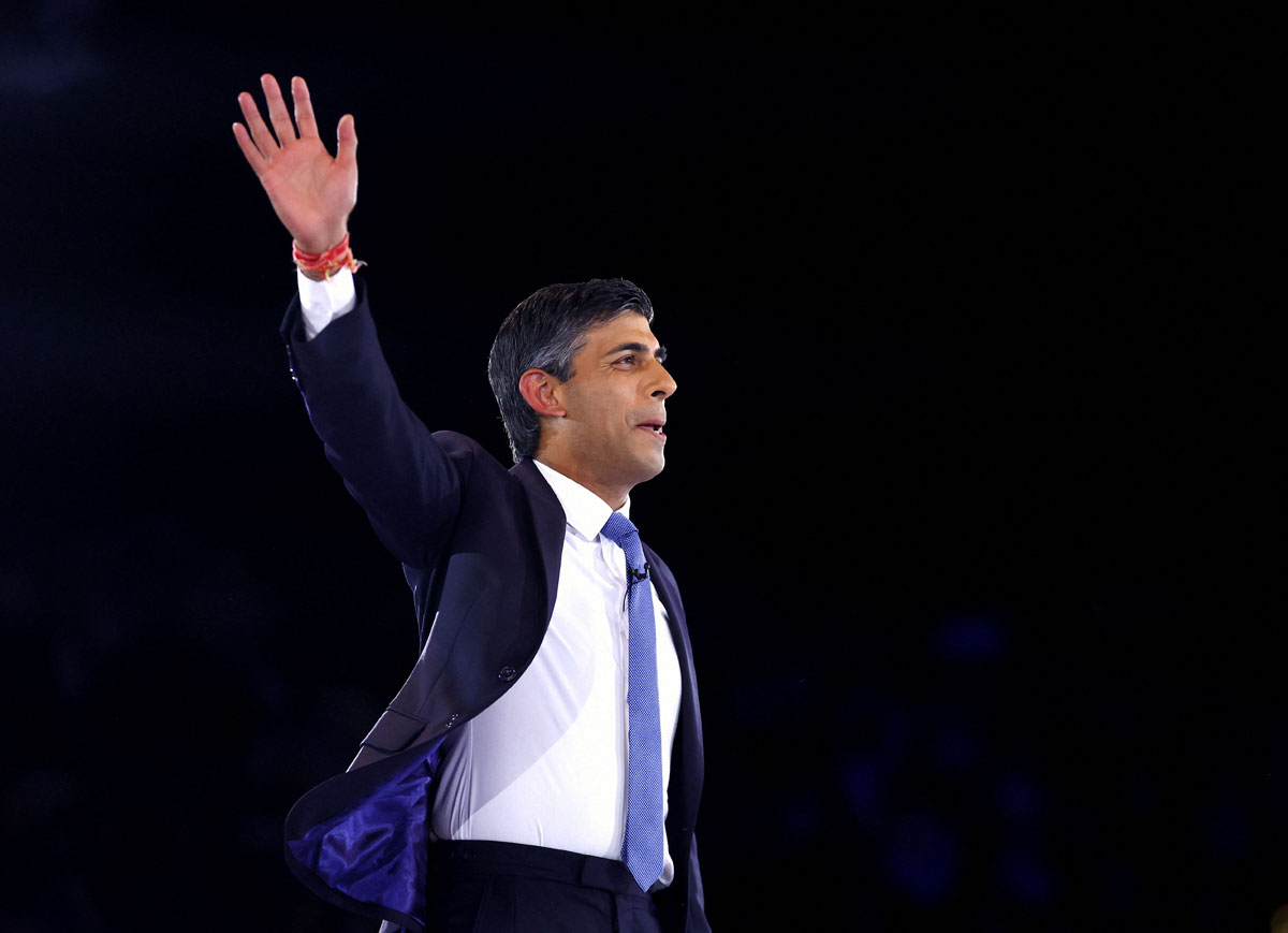 Historic! Rishi Sunak to be UK's 1st Indian-origin PM