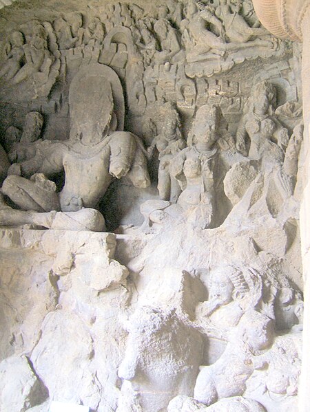 450px-Elephanta_caves_pic.jpg