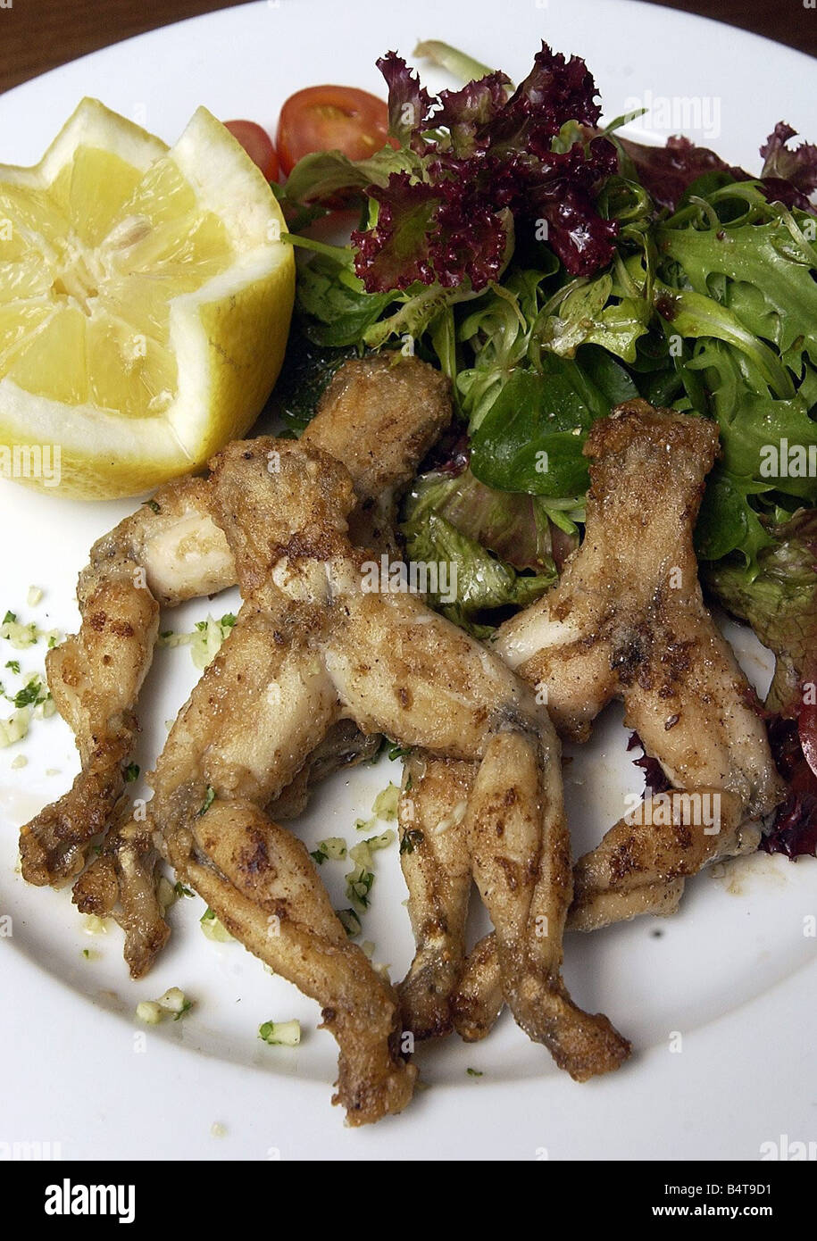 a-dish-of-frog-legs-B4T9D1.jpg