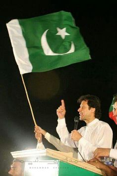 0f56a4cff050de80f50d4de98defe4a8--imran-khan-the-hope.jpg