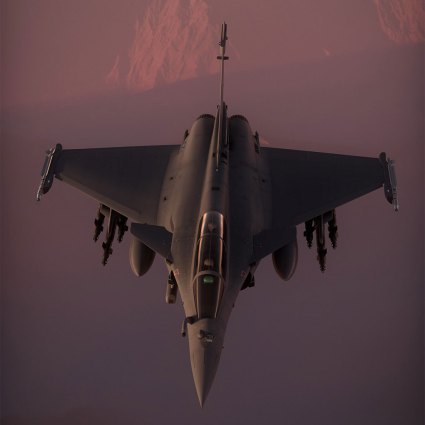 rafale_vertical_qatar_1021.jpg