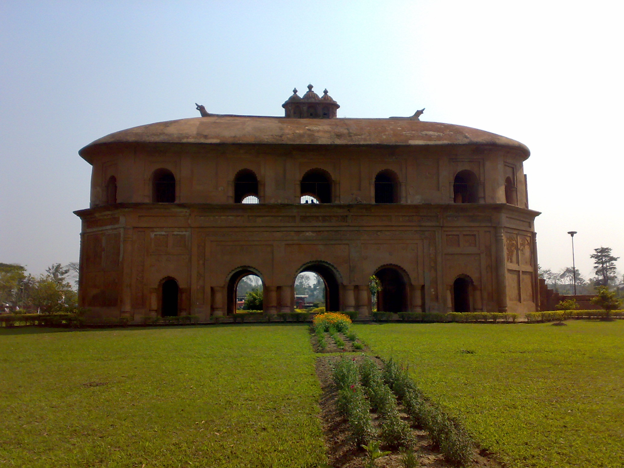 Rang_Ghar_Sibsagar.jpg