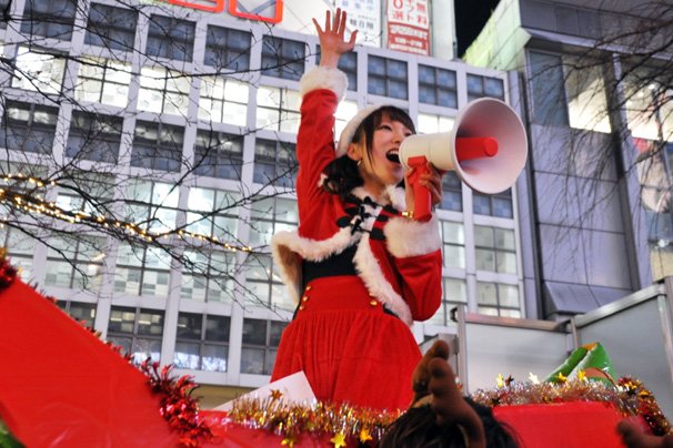 christmas-eve-japan-tokyo-shibuya-misaki-shimoda.jpg