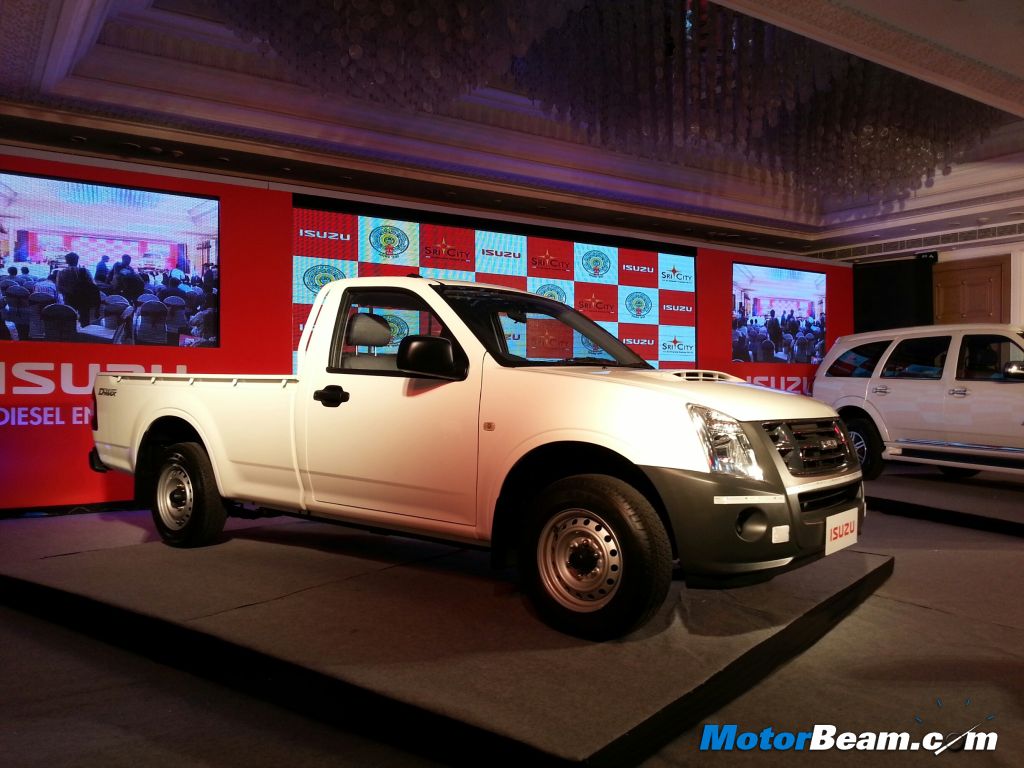 Isuzu-D-Max-Side.jpg