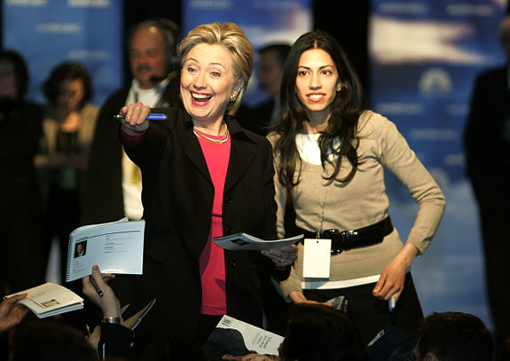 huma-abedin-and-hillary-clinton-photo.jpg