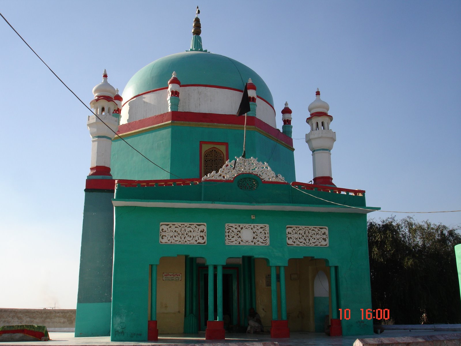 Pir%2BHassan%2BKabir%2BDin%2BShrine%2B(11).JPG