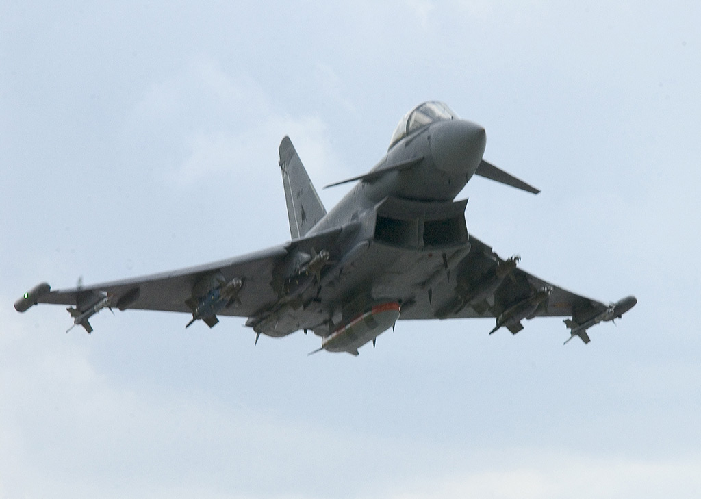 eurofighter_gbu-16.jpg