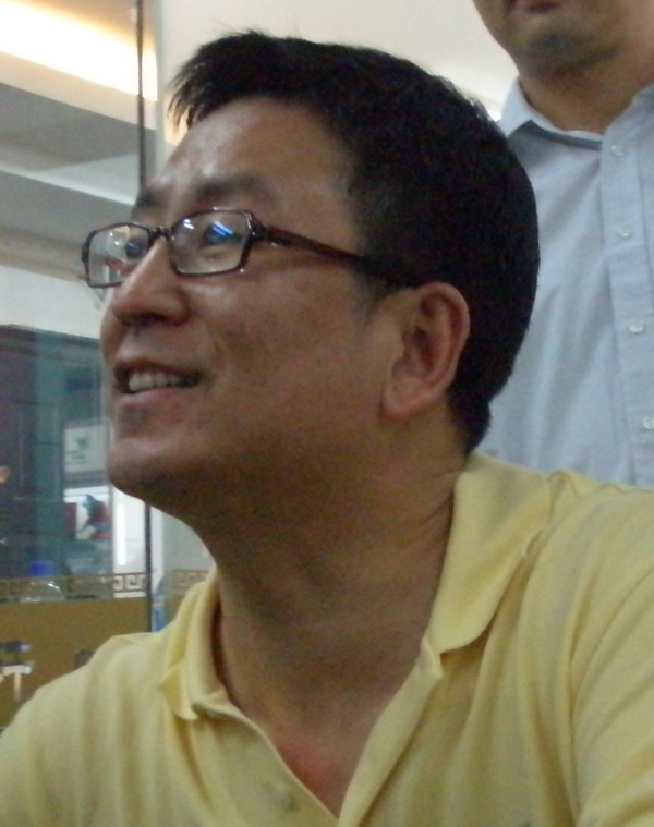 Bai_Yansong_20100924.jpg