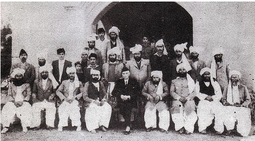 Quaid-e-Azam+With+Jamali+Sardars+in+Balochistan%5B3%5D.png