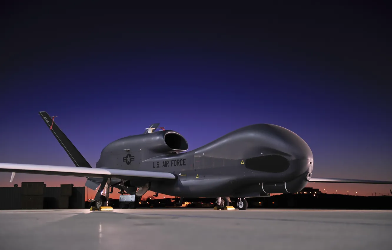 rq-4-global-hawk-northrop.jpg