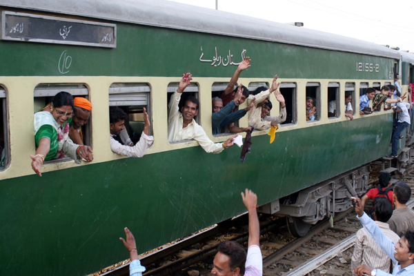 Pakistan-Railways-2.jpg