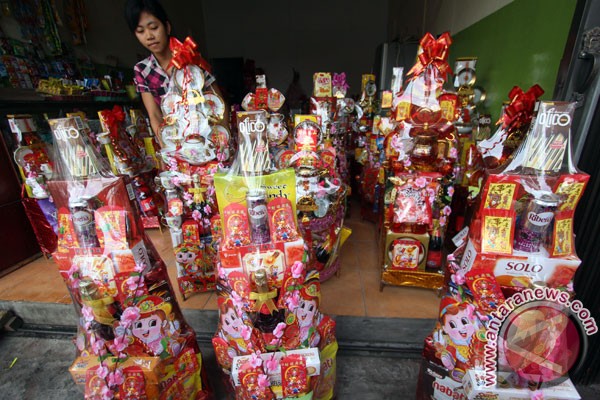 20160201antarafoto-permintaan-parcel-imlek-310116-p-3.jpg