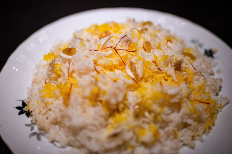 A plate of zafrani pulao.