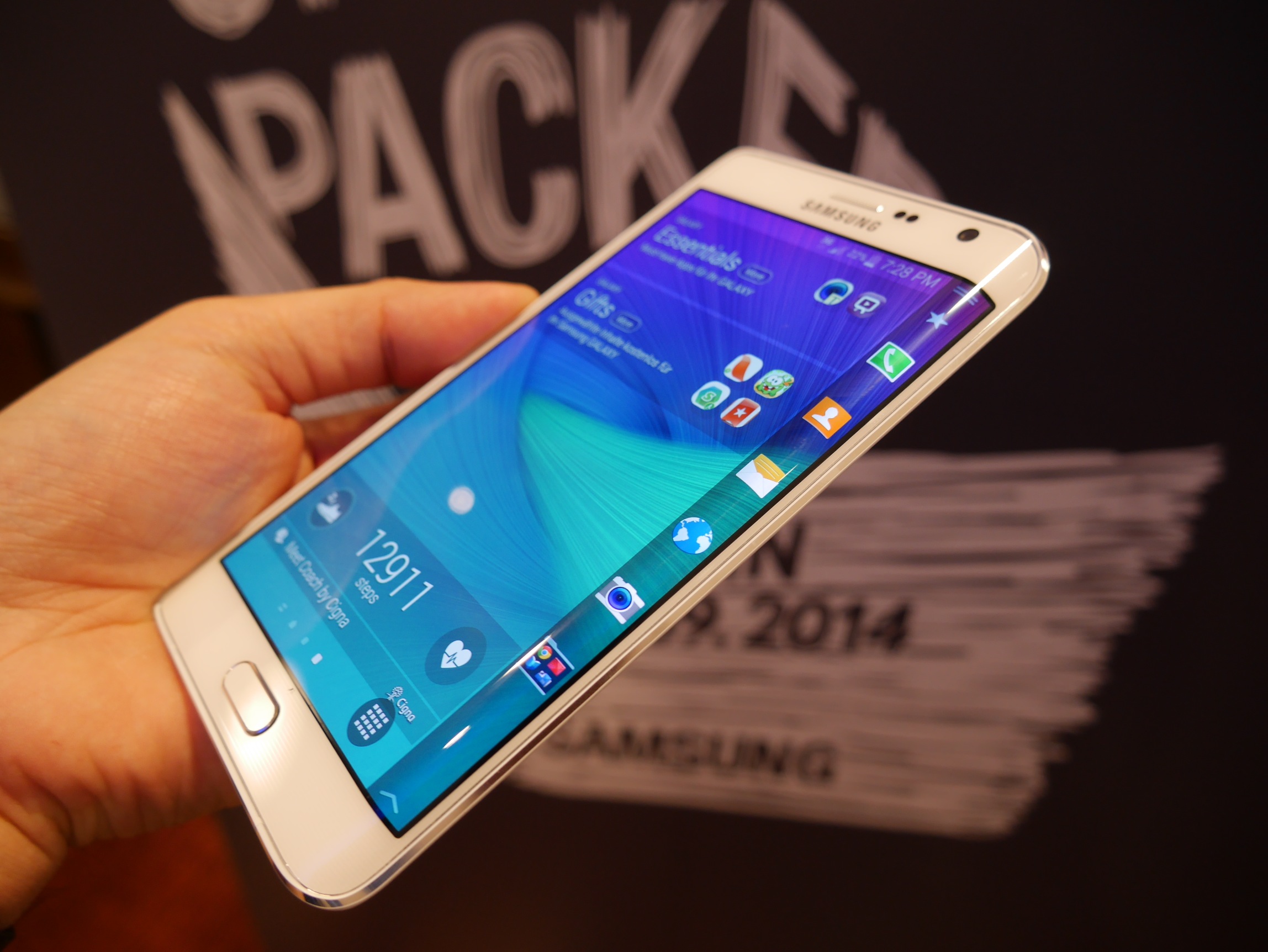 samsung_galaxy_note_edge-7.jpg