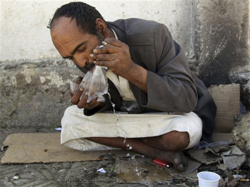 Mideast-Yemen-Poverty-JPEG-6.jpg