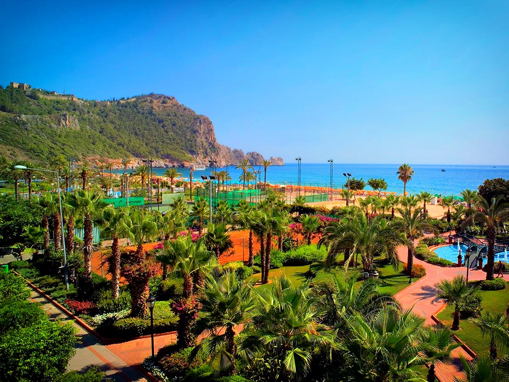 Damlatas-Plaji-Alanya.jpg