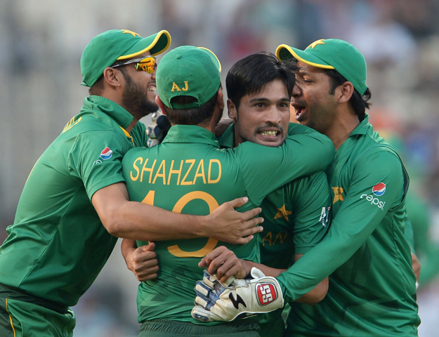 pakistan-team-amir-afp.jpg