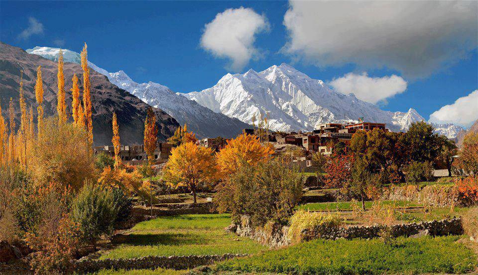 Tour%20to%20Gilgit,%20Skardu,%20Hunza%20Valley.jpg