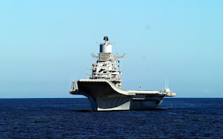 VIKRAMADITYA+AT+ANCHOR+IN+THE+WHITE+SEA.jpg