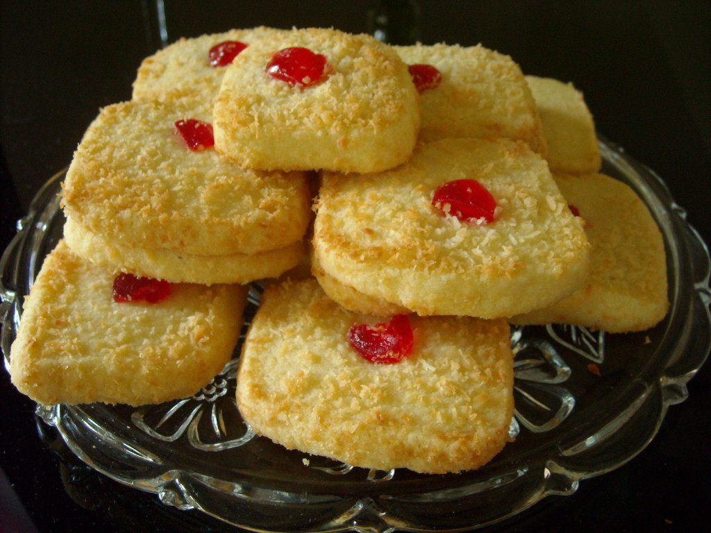 coconut-shortbread-biscuits.jpg