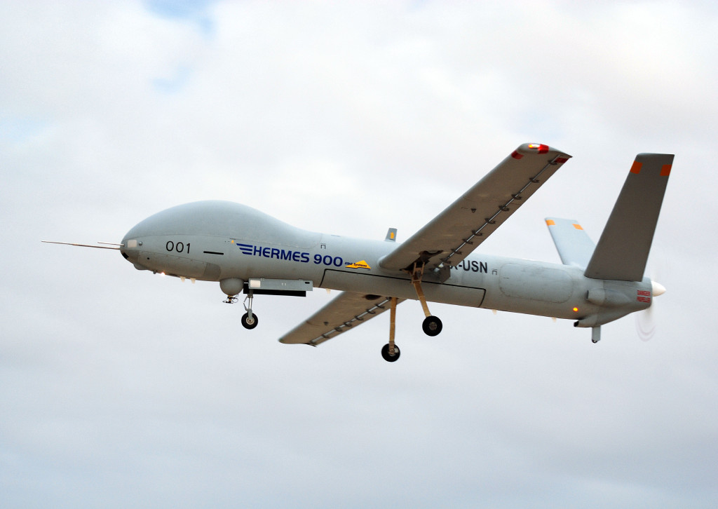 AIR_UAV_Hermes_900_Test_Flight_lg.jpg