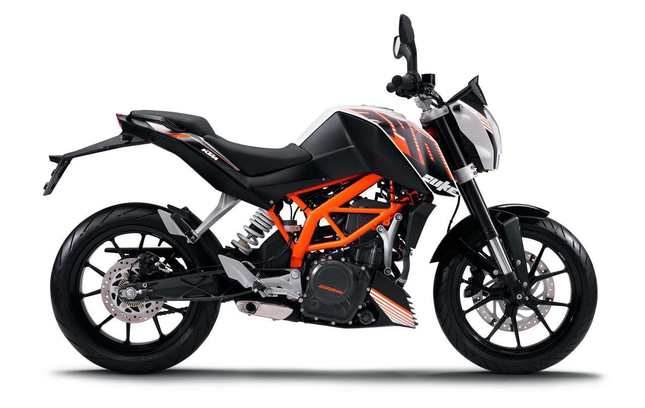 2013-KTM-390-Duke-01.jpg