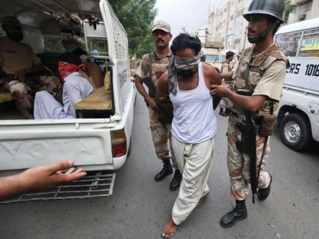 636133-karachiarrestedtargetkillers-1385268871-690-640x480.jpg