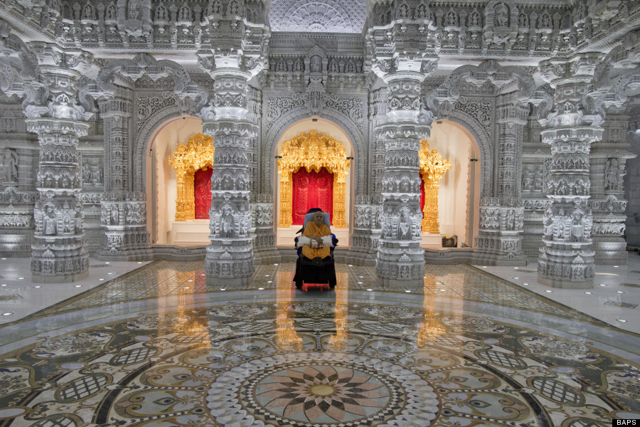 o-MANDIR-900.jpg