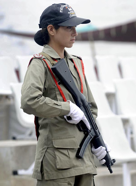 Lady+ranger+of+Pakistan.JPG