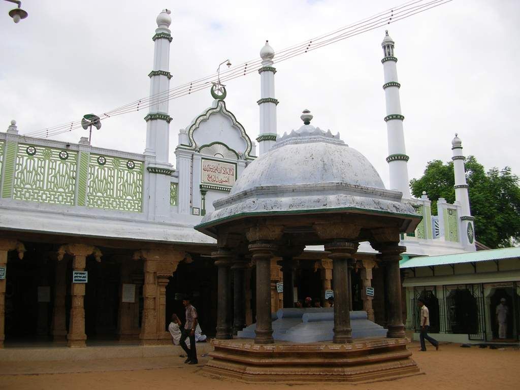 KilakaraiJummaMasjid.jpg