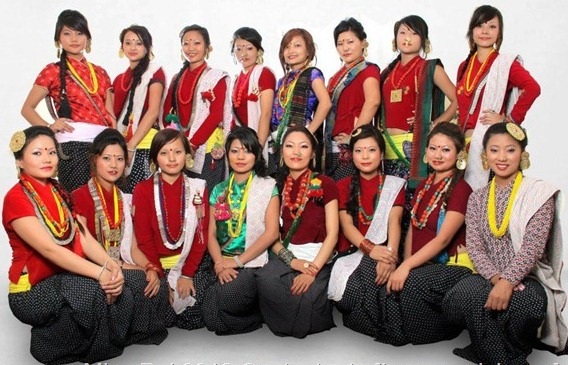 Miss_Rai_2012_group.jpg