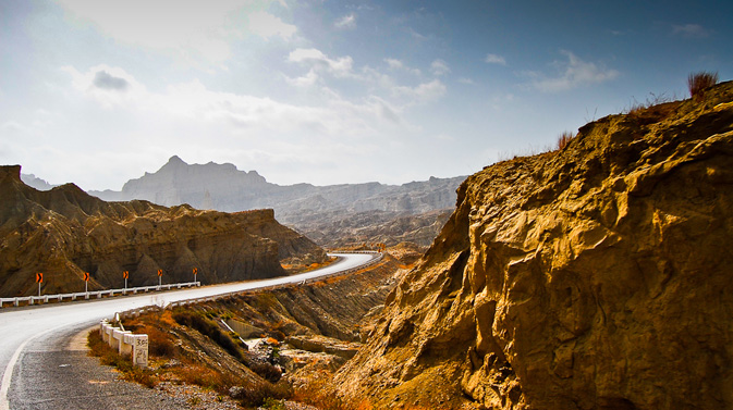 beautiful-road-of-makran-costal-highway.jpg