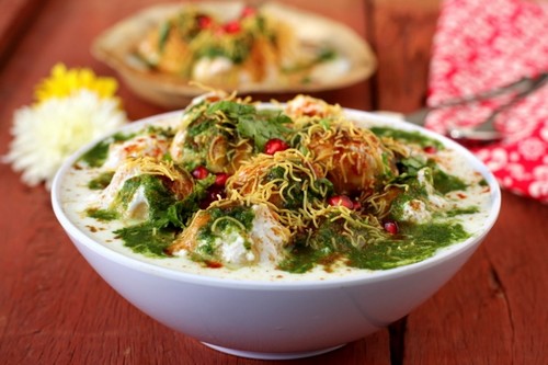 special-dahi-bhallay-pakistan.jpg