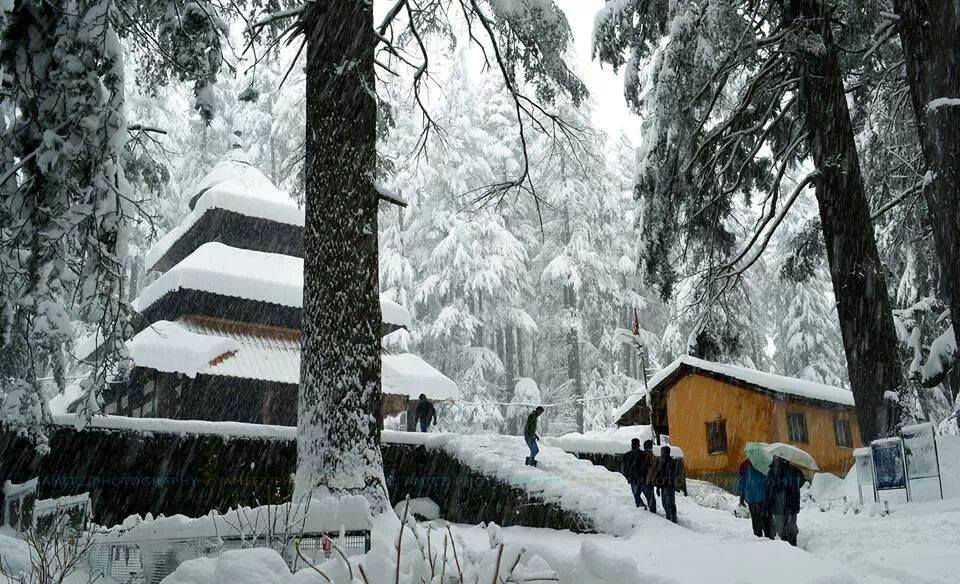 Hadimba-temple-in-snowfall1.jpg