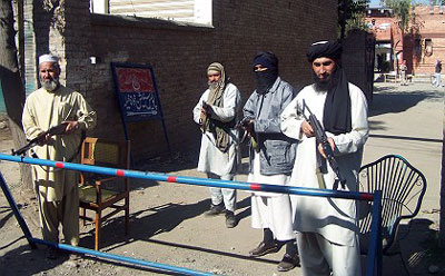 swat%20taliban%20on%20guard.jpg