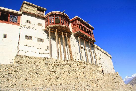 baltit-fort-karimabad.jpg