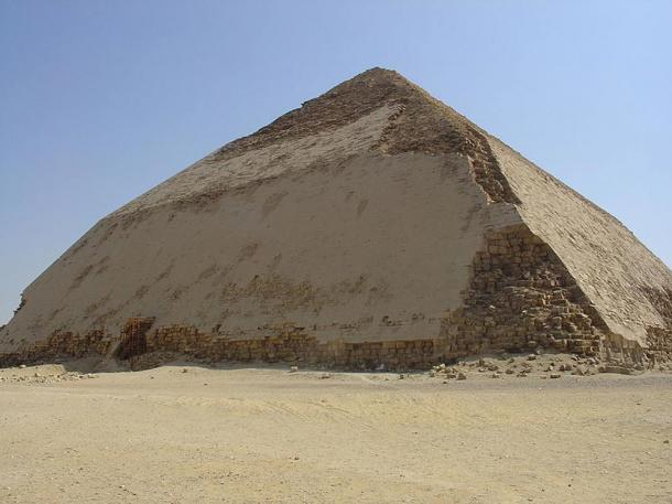 Pharaoh-Sneferus-Pyramid.jpg