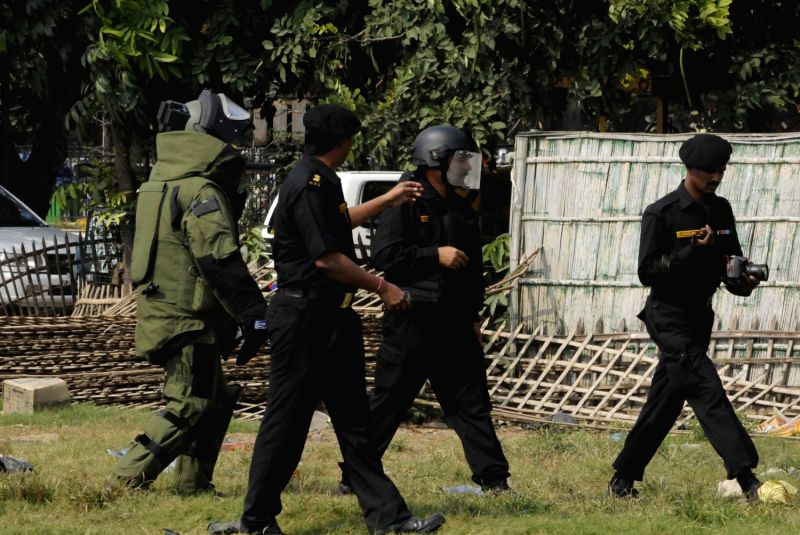 nsg-commandos-with-bomb-squad-in-gandhi-maidan-of-113767.jpg