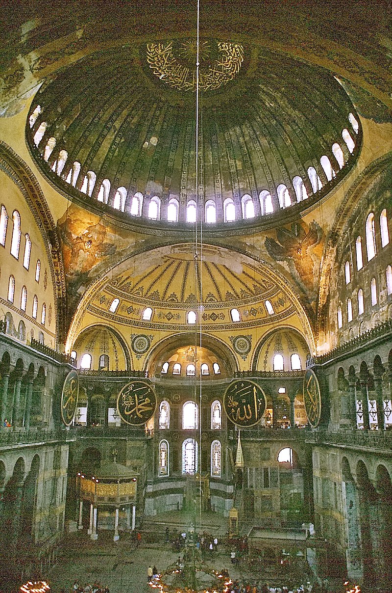 800px-Ayasofya-Innenansicht.jpg