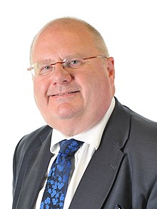 220px-Eric_Pickles_Official.jpg