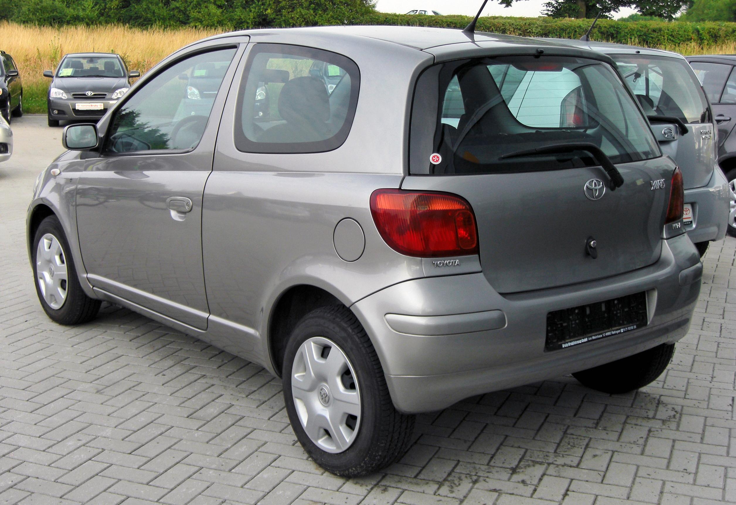 Toyota_Yaris_I_Facelift_20090629_rear.JPG